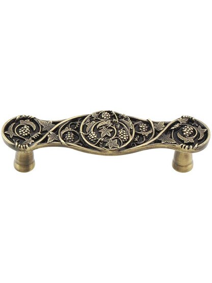 Grapevine Drawer Pull in Antique Brass.